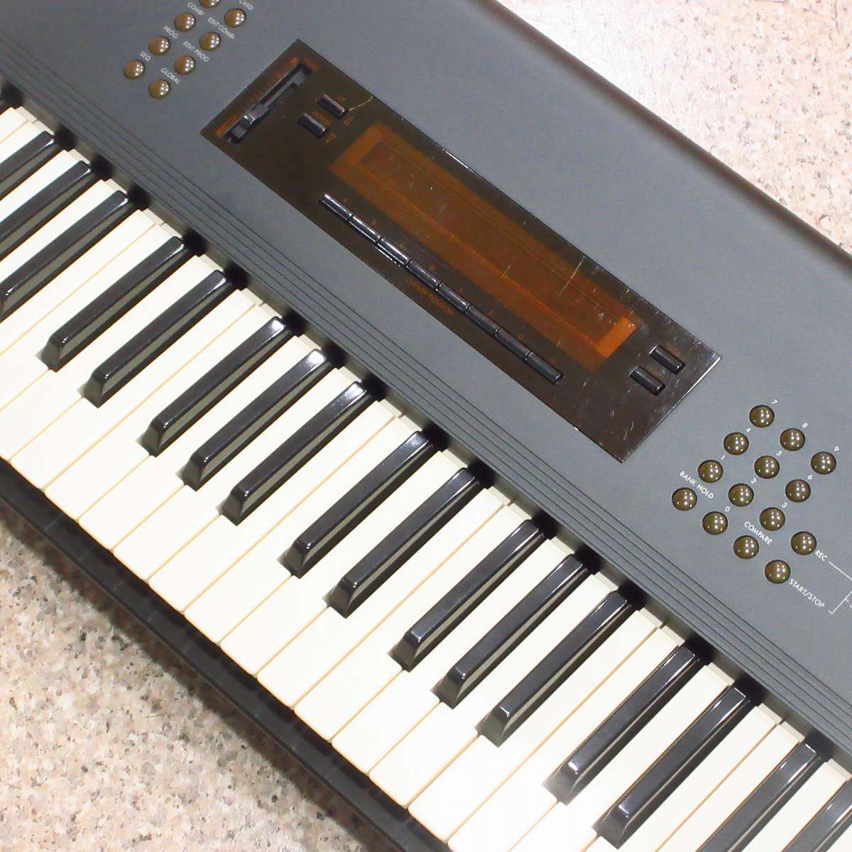 KORG M1 