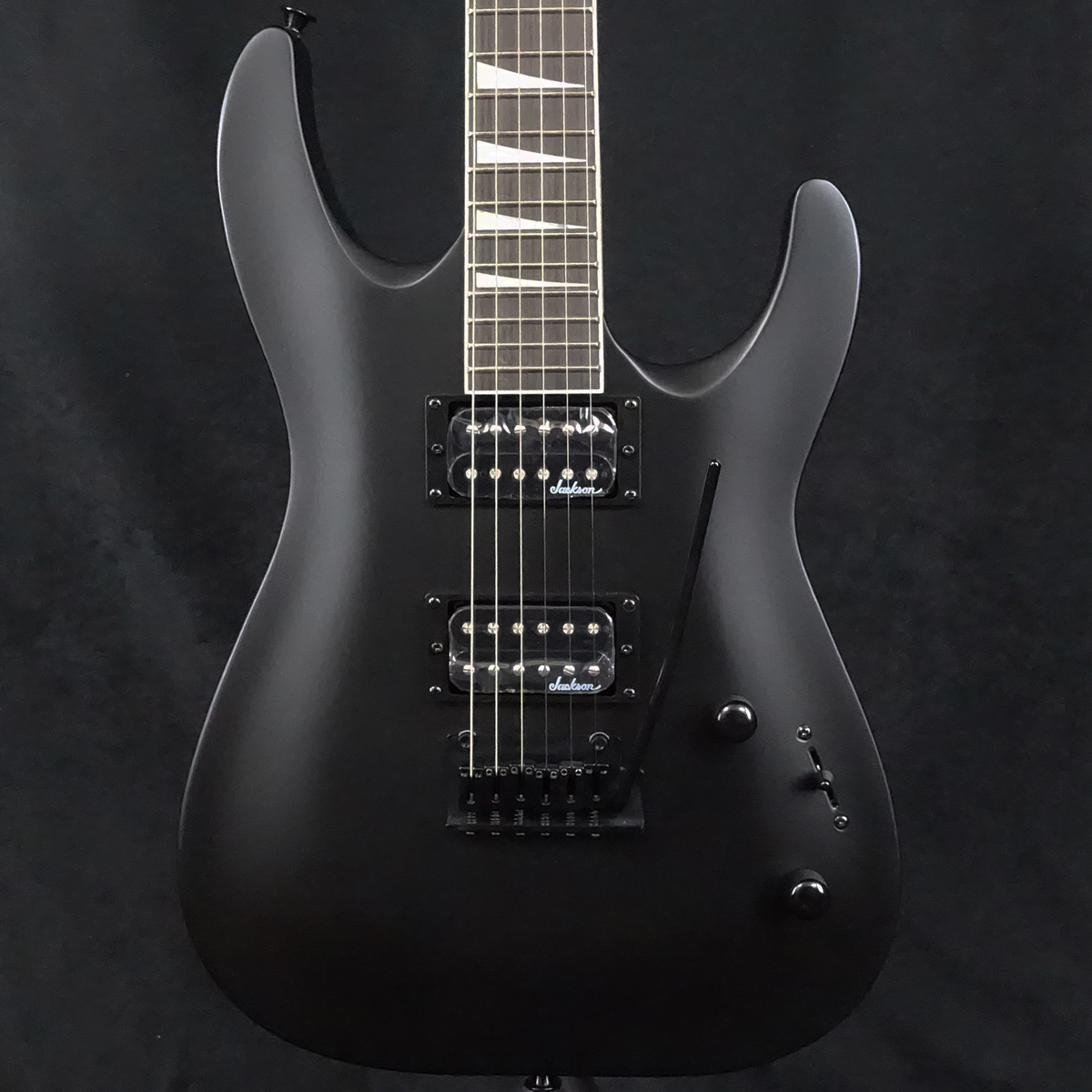 Jackson JS Series Dinky Arch Top JS22 DKA Satin Black （新品