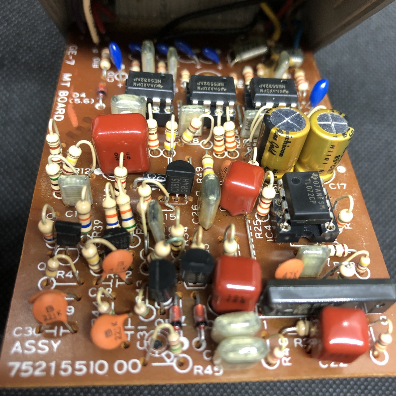 BOSS GE-7 Equalizer 1995年製 黒ラベル ACA電源 MADE IN TAIWAN（中古