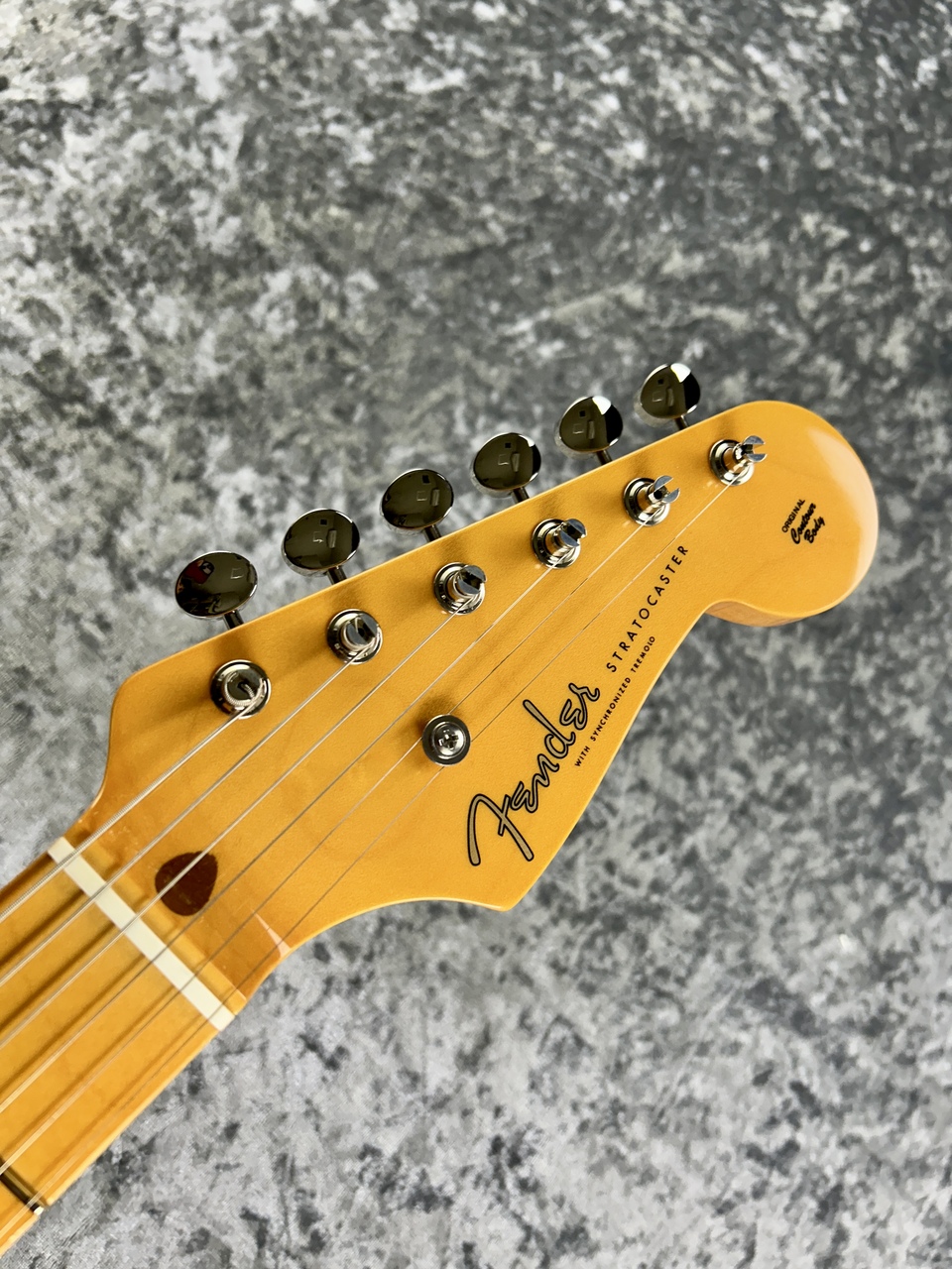 Fender FSR Made in Japan Traditional II 50s Stratocaster -2