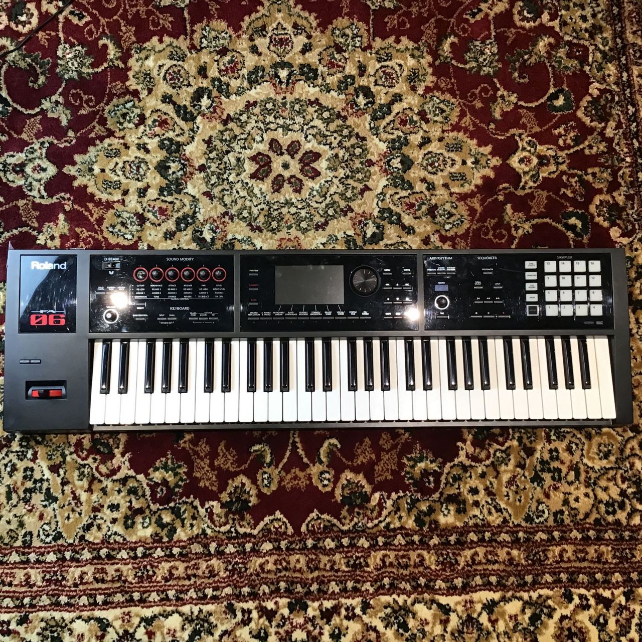 Roland FA-06【現物写真】（中古/送料無料）【楽器検索デジマート】