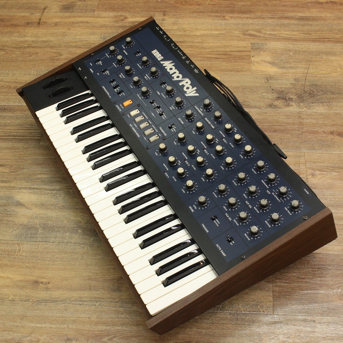 KORG Mono/Poly MP-4 【VINTAGE】 【キーボードマート新宿】【新宿店