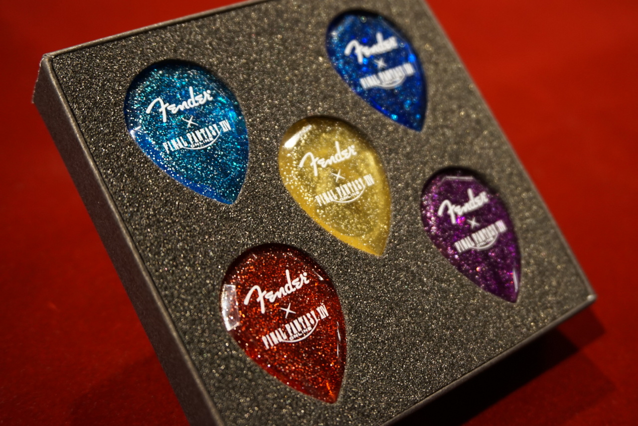 Fender FINAL FANTASY XIV CRYSTAL SHARDS【未開封品】【即納可能