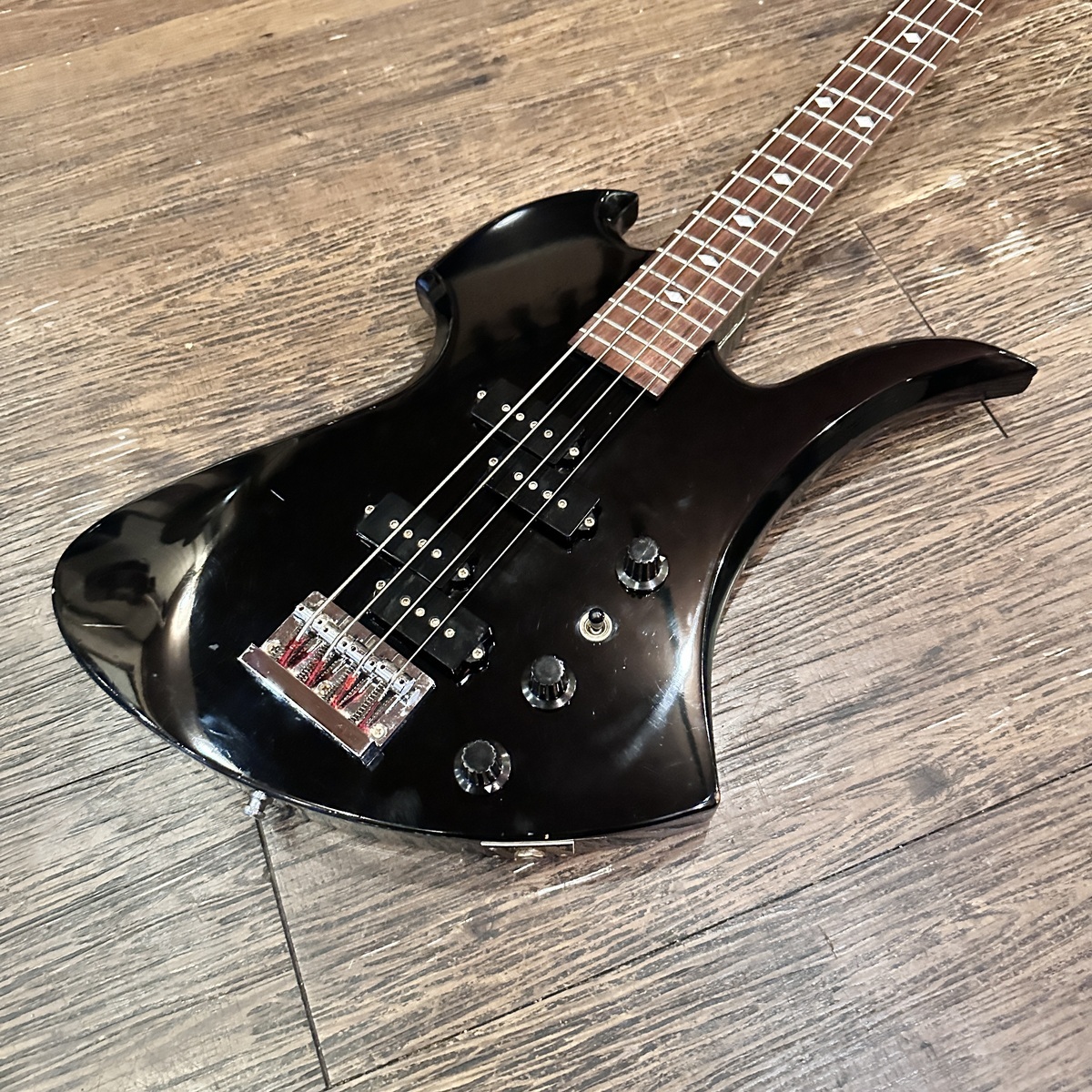 FERNANDES MB-65 モッキンバードタイプ Electric Bass（中古/送料無料