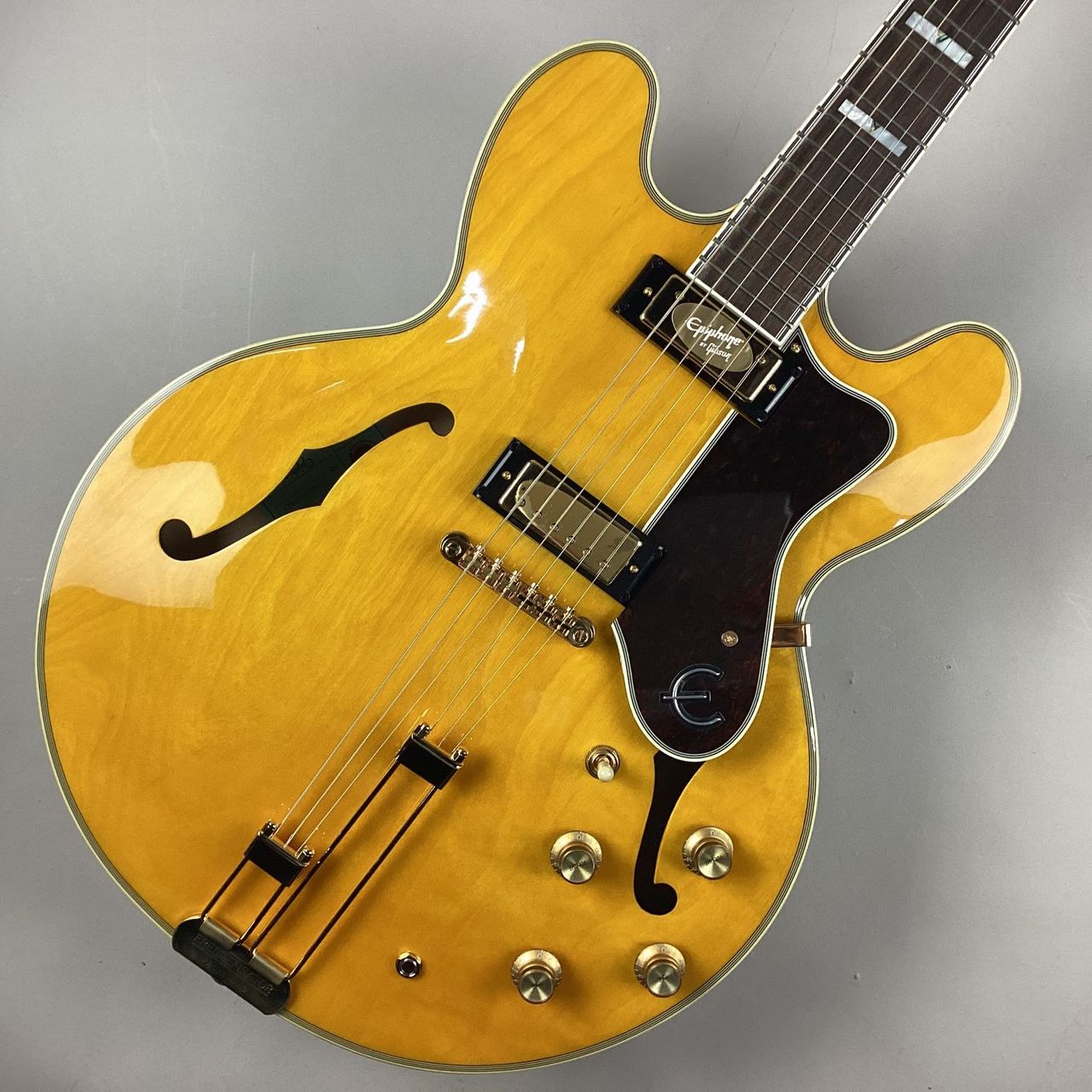 ephiphone shelaton natural セミアコ Epiphone Sheraton Natural エレキギター セミアコ エピフォン