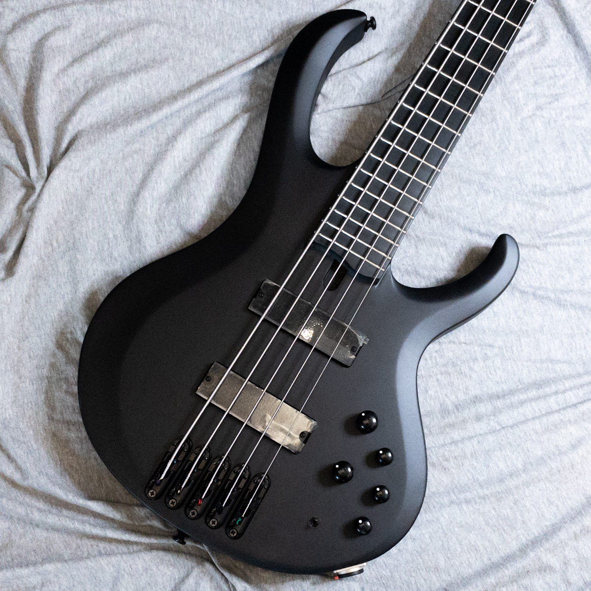 Ibanez BTB625EX BKF(Black Flat)（新品特価）【楽器検索デジマート】