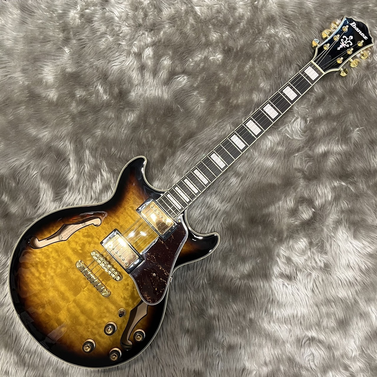 IBANEZ セミアコAM-93美品 【ハードケース付き】 - エレキギター