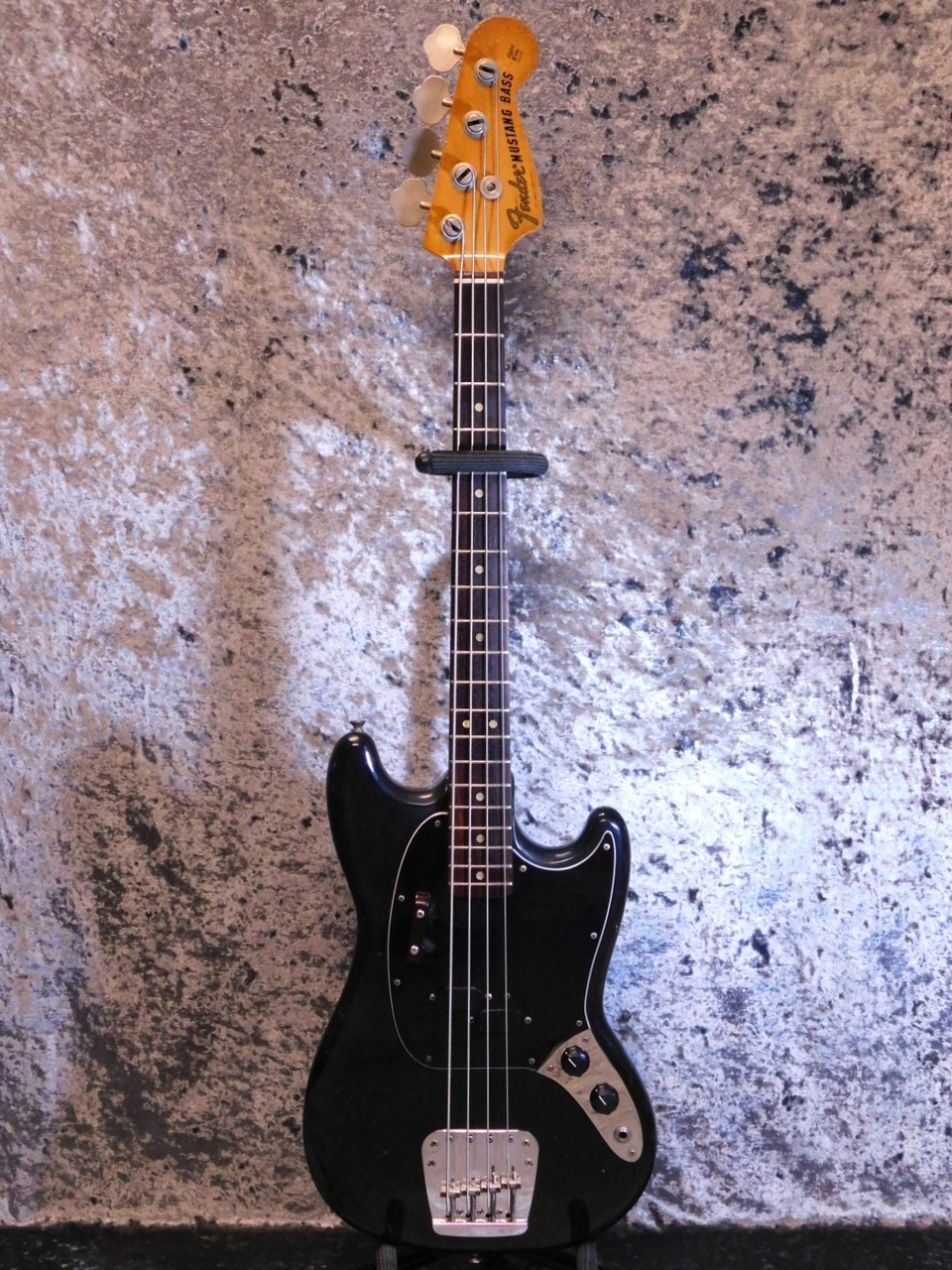 Fender Mustang Bass '76（ビンテージ）【楽器検索デジマート】