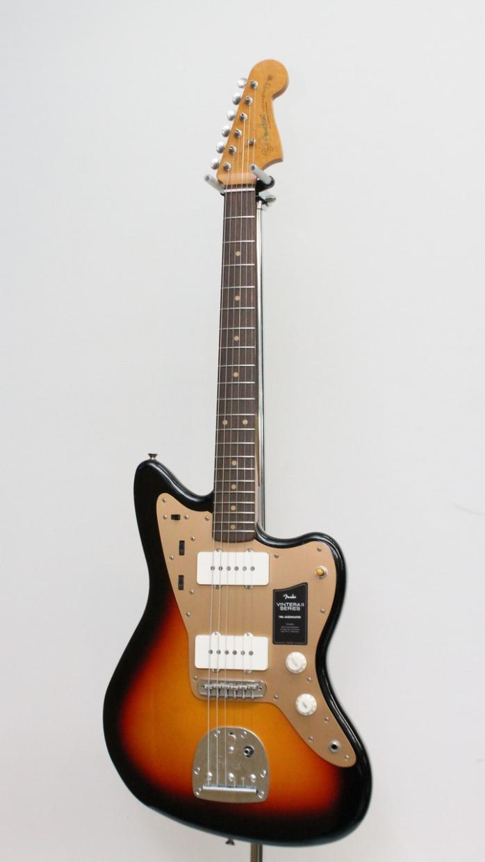 Fender Limited Edition Vintera II Road Worn '50s Jazzmaster / 3