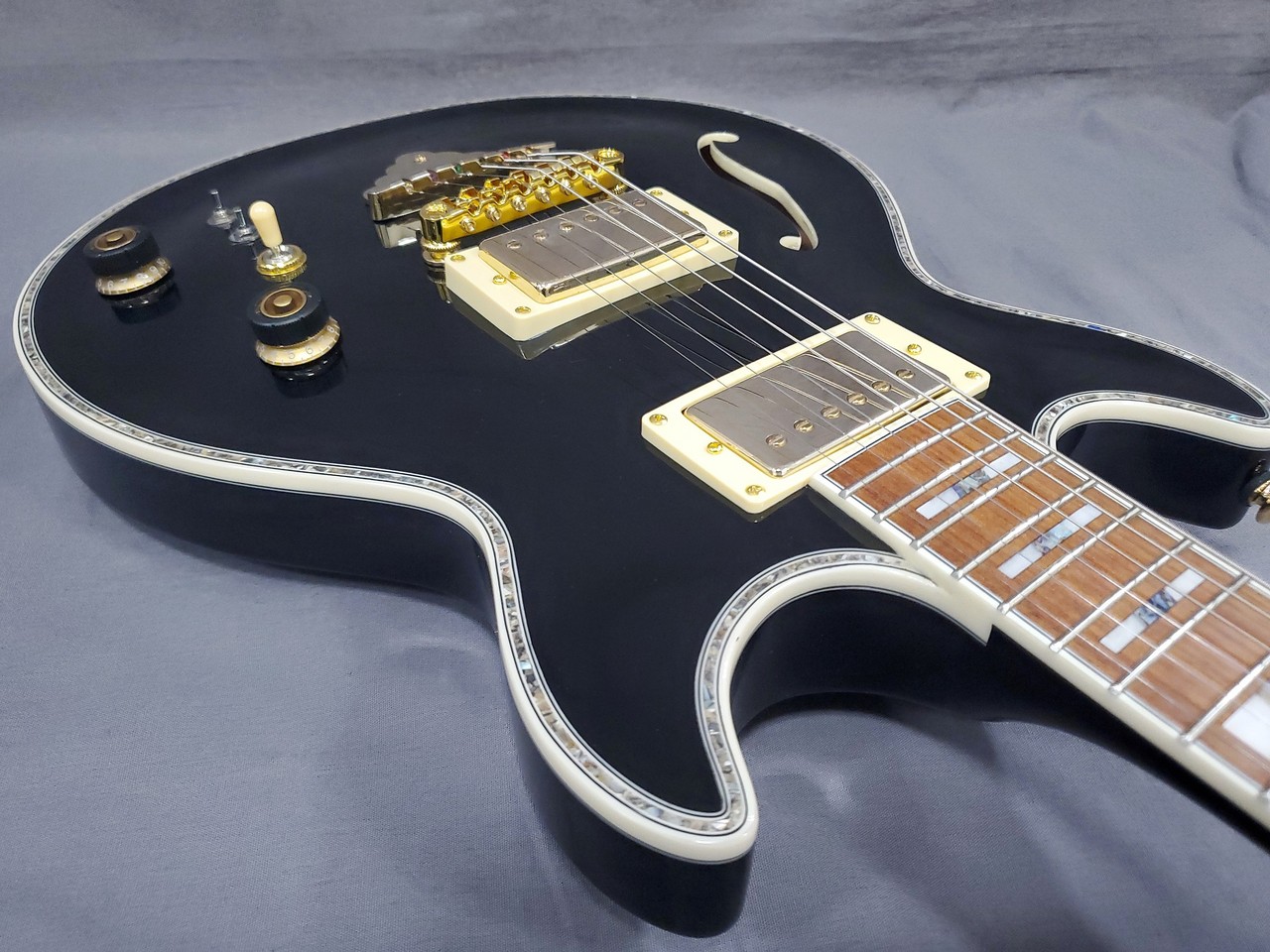 Ibanez AR520H Black（新品特価）【楽器検索デジマート】