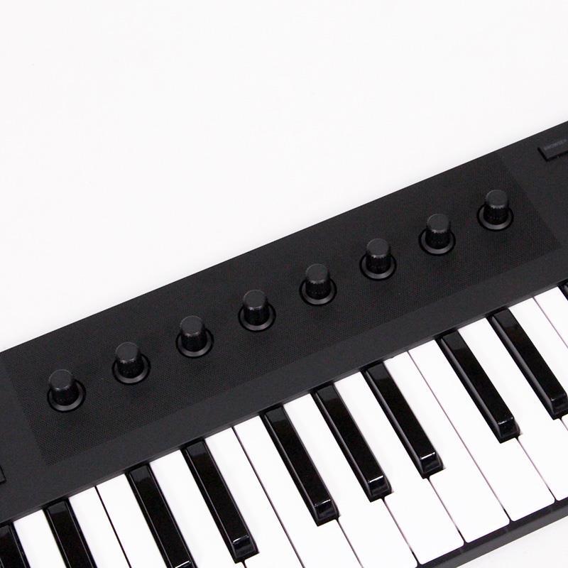 NATIVE INSTRUMENTS USED 中古 KOMPLETE KONTROL M32 (ネイティブ