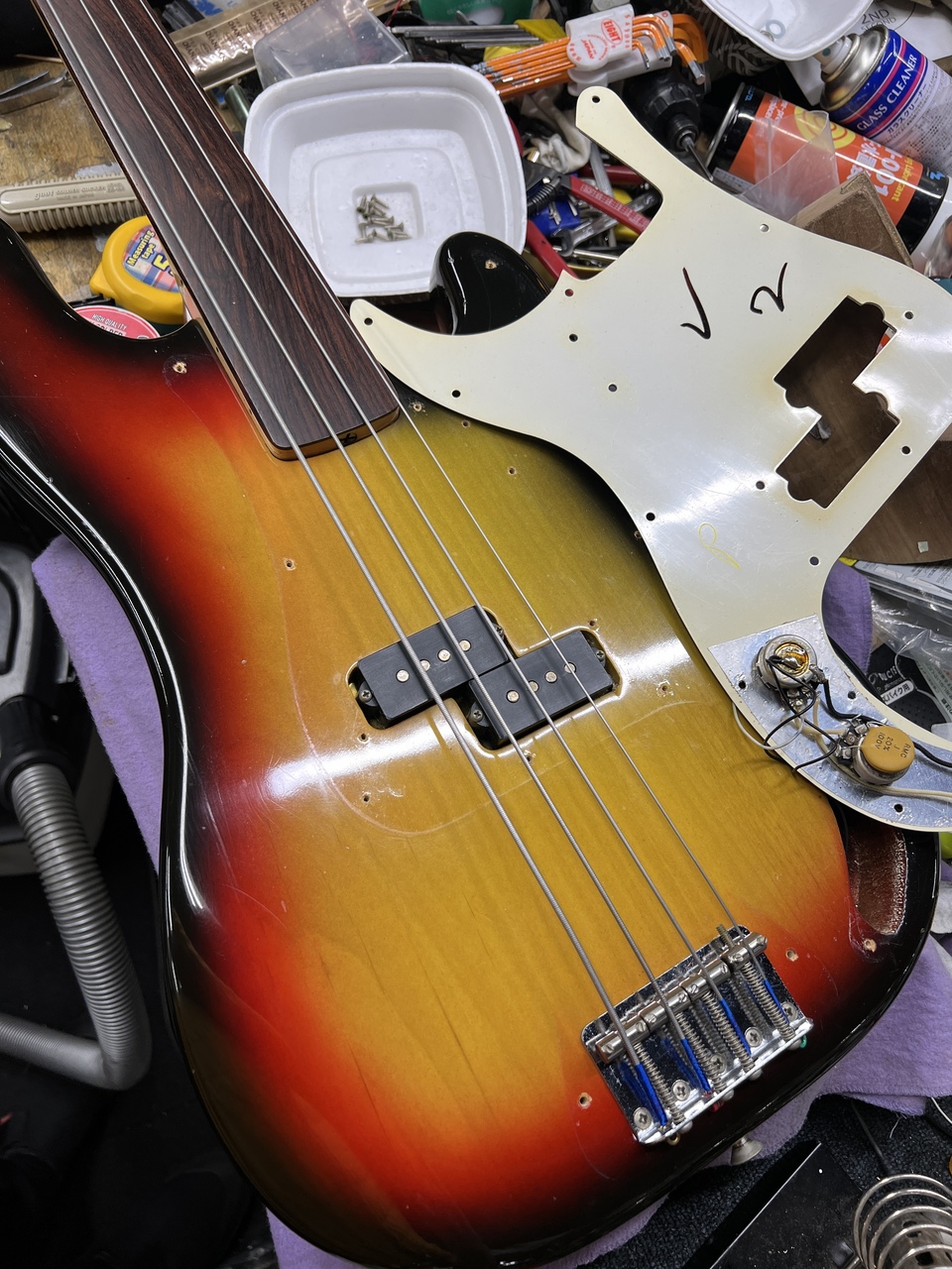 Fender Precision Bass Fretless（ビンテージ）【楽器検索デジマート】