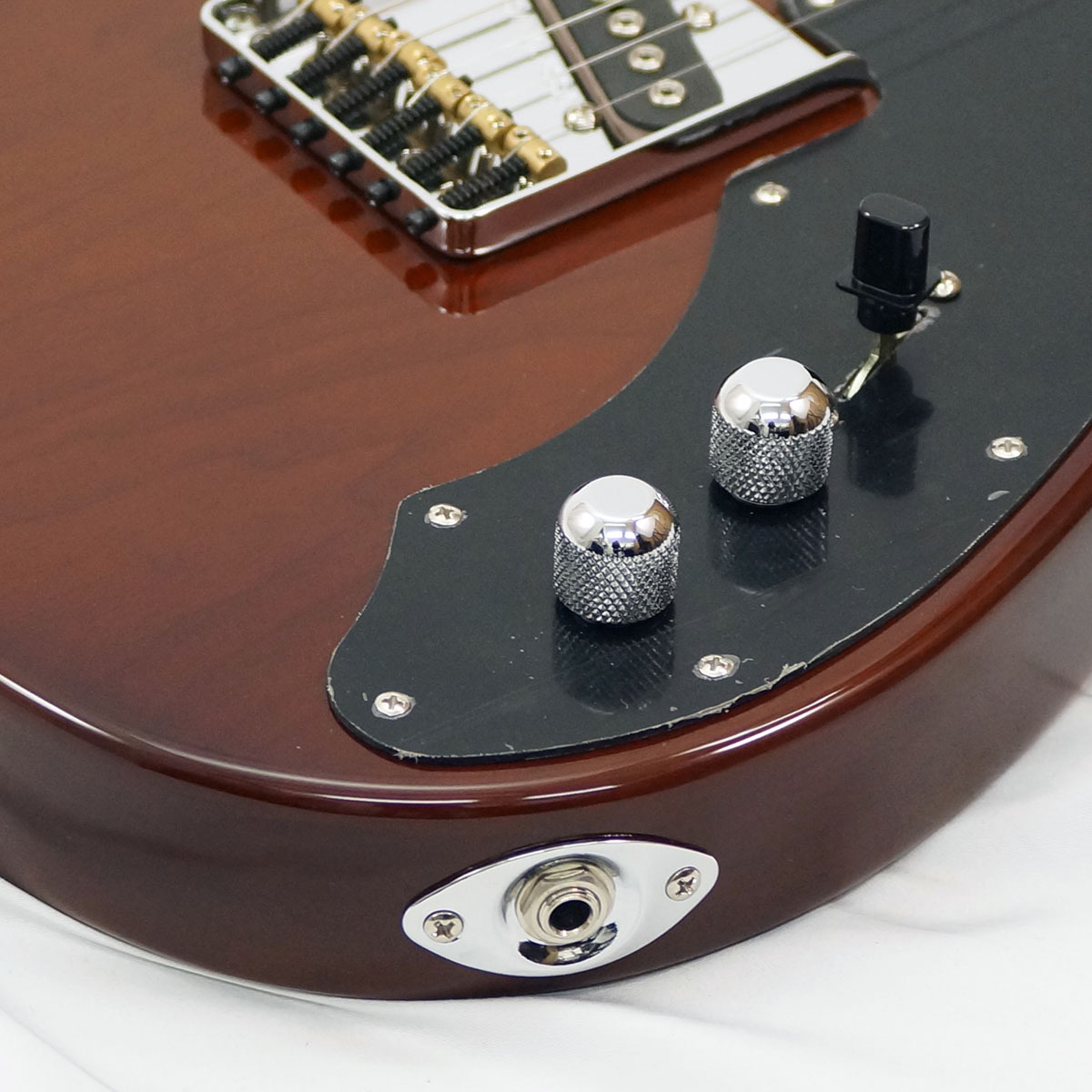 G&L ASAT Classic Bluesboy シンラインTLタイプ G&L ASAT Classic Bluesboy Semi-Hollow CR Blue Burst / Made in USA