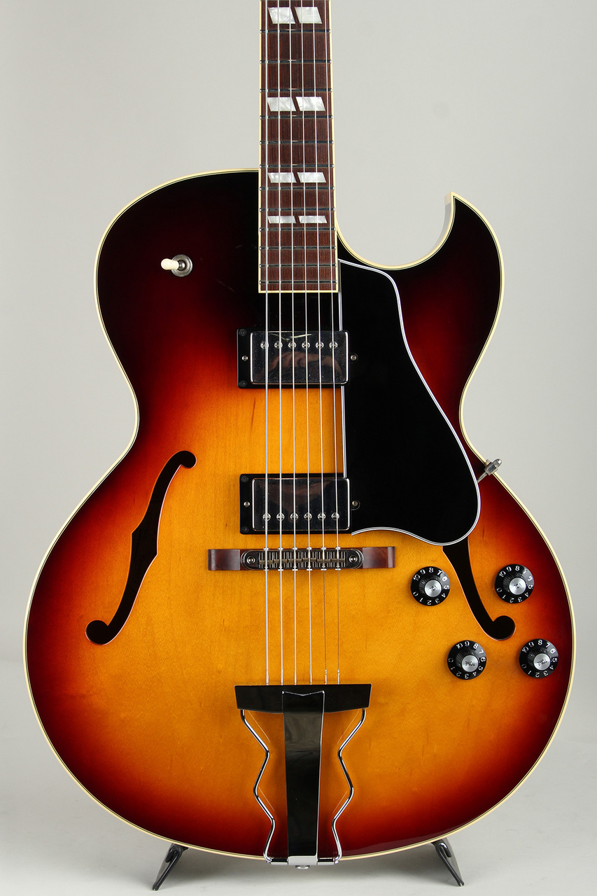 ギター Archtop Tribute AT205MD/LFD Sunburst Archtop Tribute AT205MD Sunburst（中古）【楽器検索デジマート】