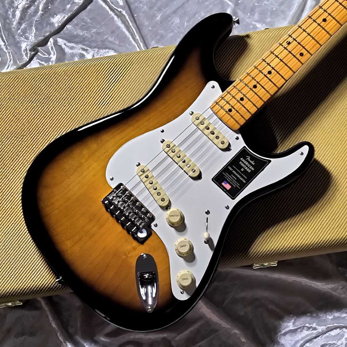 Fender American Vintage II 1957 Stratocaster 2-Color Sunburst ...