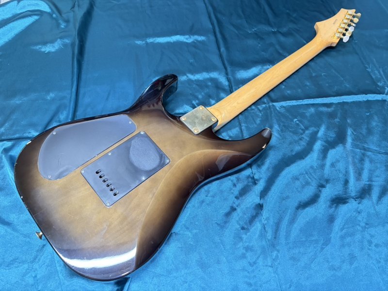 Charvel CDS 38（中古）【楽器検索デジマート】