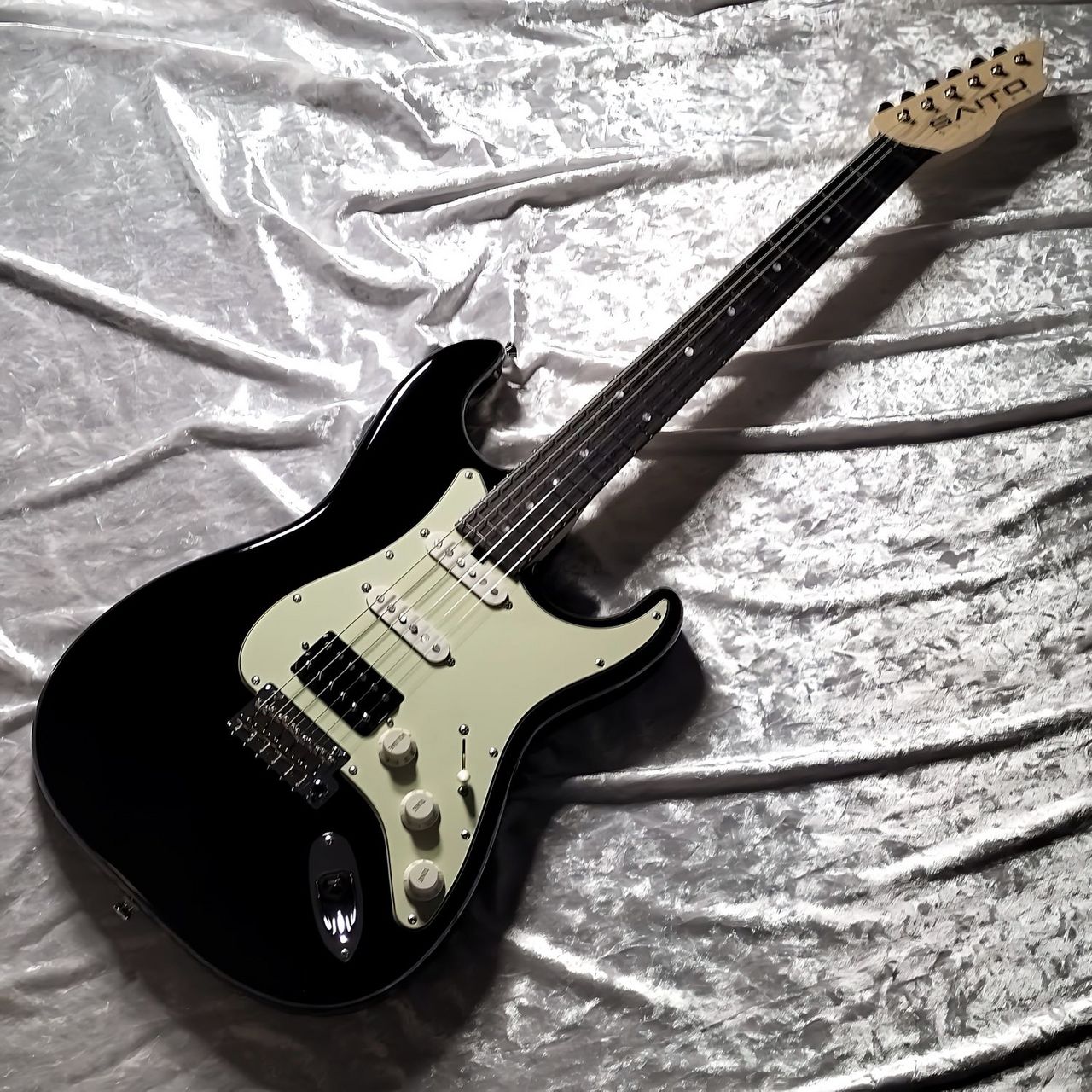 SAITO GUITARS S-622CSH MRA SH MNT Black/Mint Green Heritage