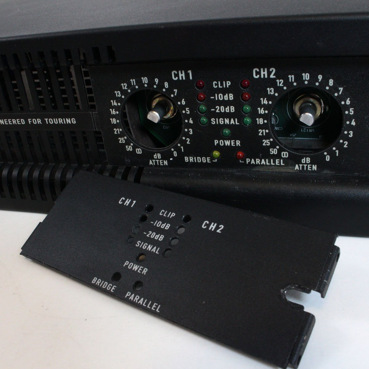 QSC PL236 パワーアンプ QSC PL236 パワーアンプ
