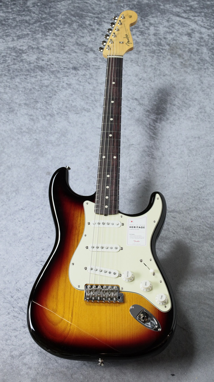 Fender Made in Japan Heritage 60s Stratocaster -3-Color Sunburst