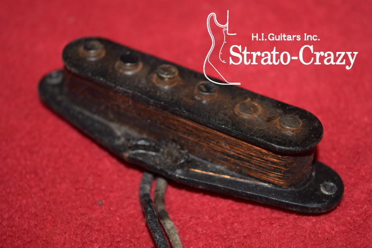 Fender Stratocaster 1973-1974 - Black Bobbin Middle Pickup