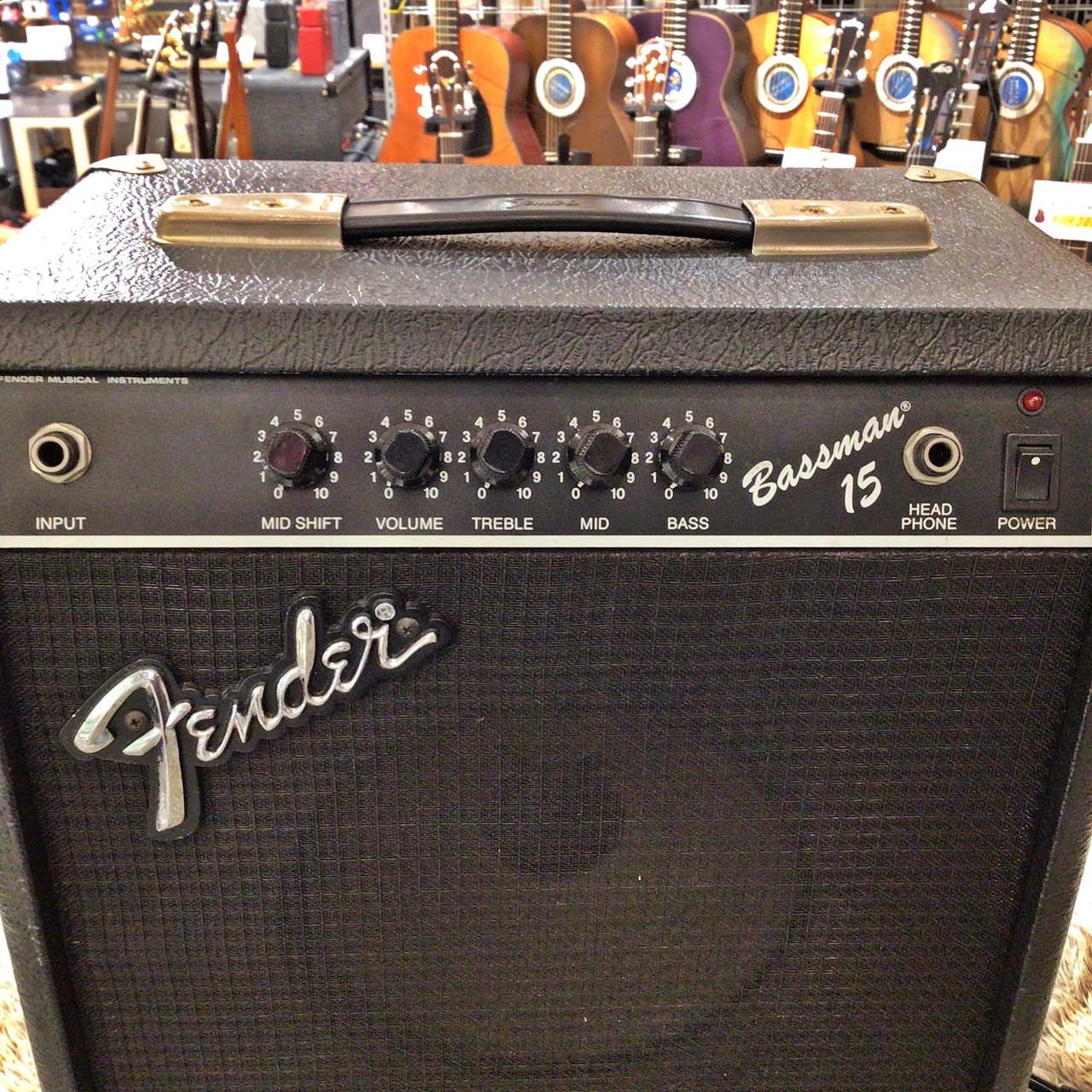 Fender Japan Bassman 15 (BM-15) 【中古】【15W・自宅用ベースアンプ