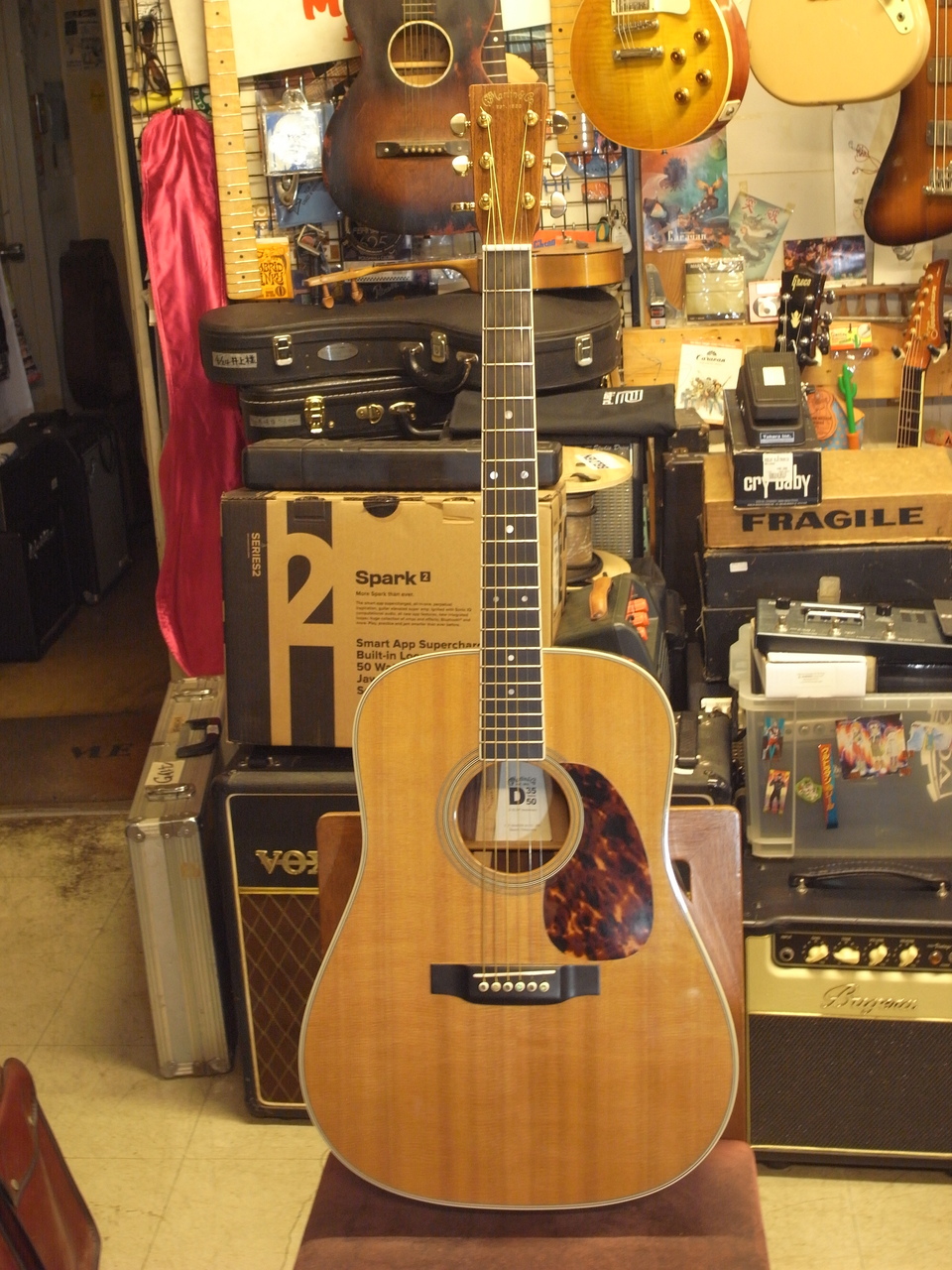 マーティン D35 50th anniversary D-35 Brazilian 50th Anniversary | Discontinued | Martin Guitar