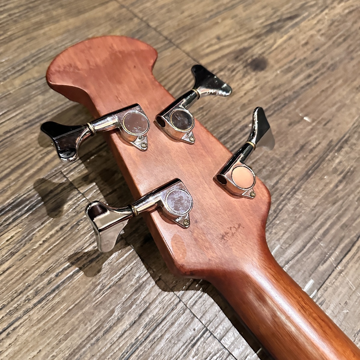 Ovation Celebrity Deluxe CC274 Electric Acoustic Bass（中古/送料
