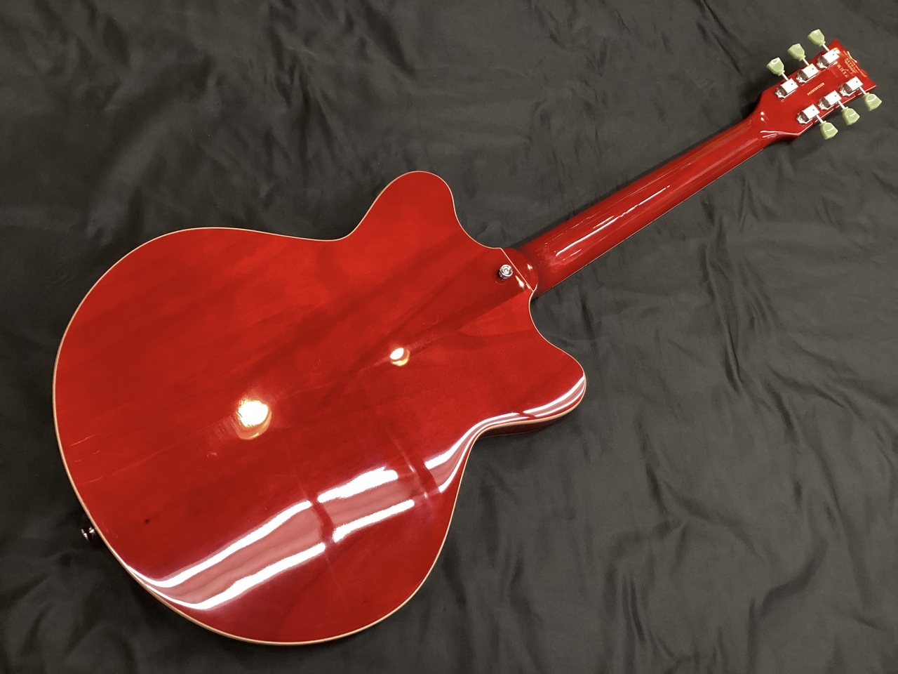 Vintage VRH300CR REVO Series 'Superthin'/Cherry Red
