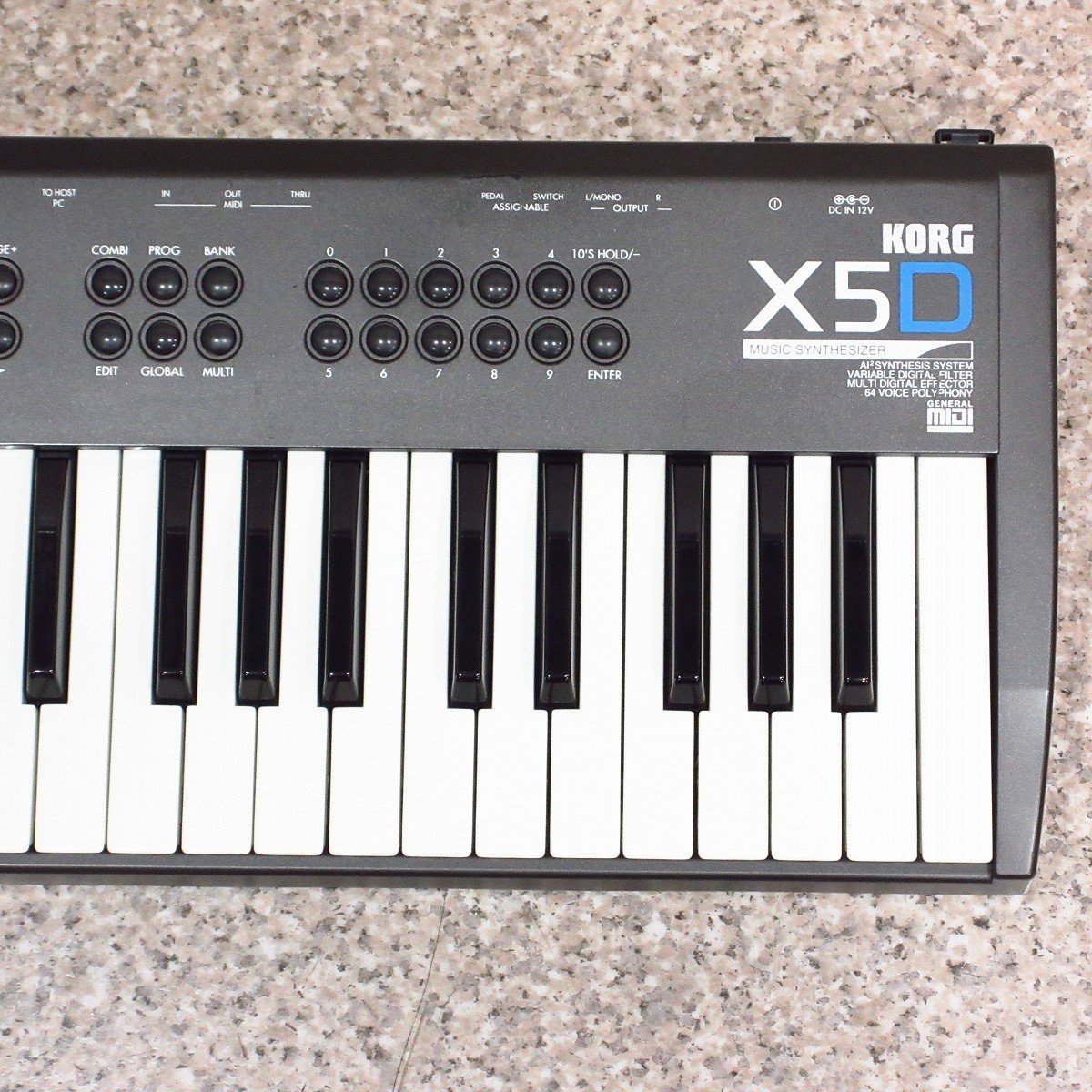 KORG X5D コンパクトなシンセサイザー 【横浜店】（中古/送料
