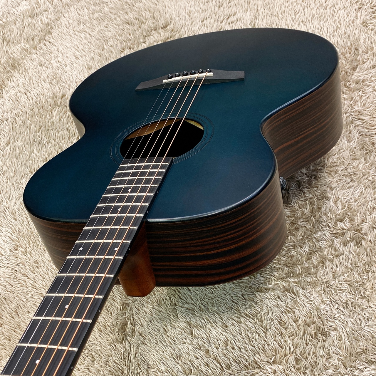 ENYA Guitars EA-X1BluePro/EQトランスアコースティック