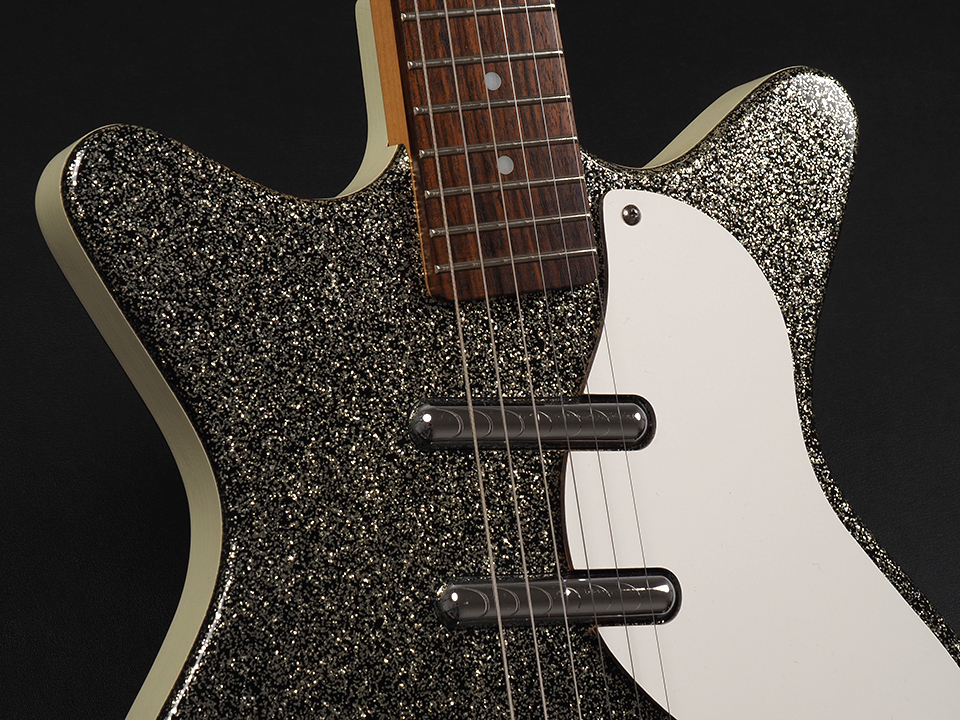 Danelectro DC-3 PRO ~Silver Metalflake~（中古）［デジマートSALE