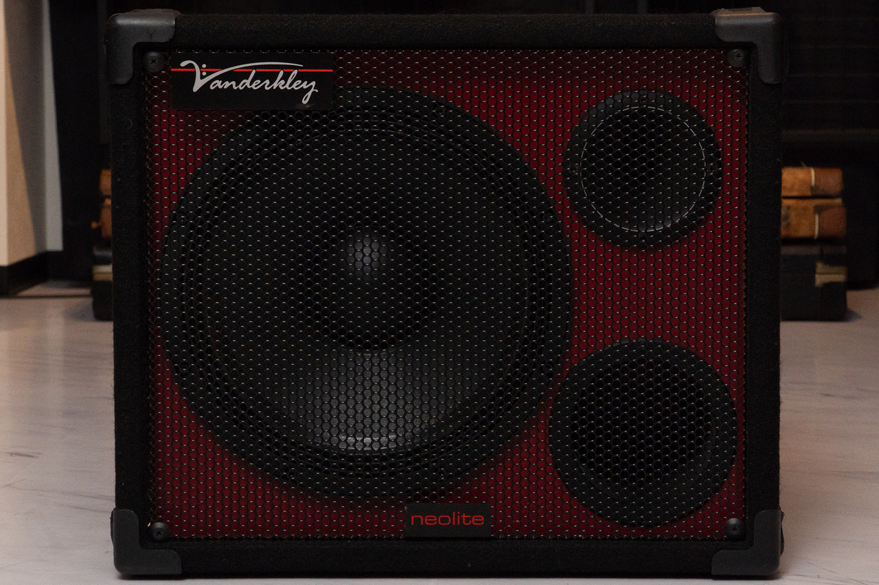 Vanderkley 112MNT Neolite 600W 8ohm【GIB横浜】（中古）【楽器検索