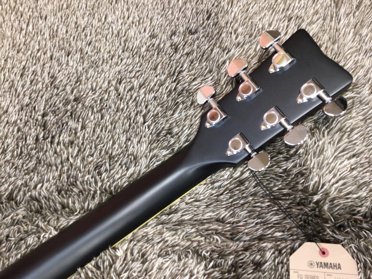 YAMAHA FS820 ブラック(BLK)【定番ビギナー向けアコースティック