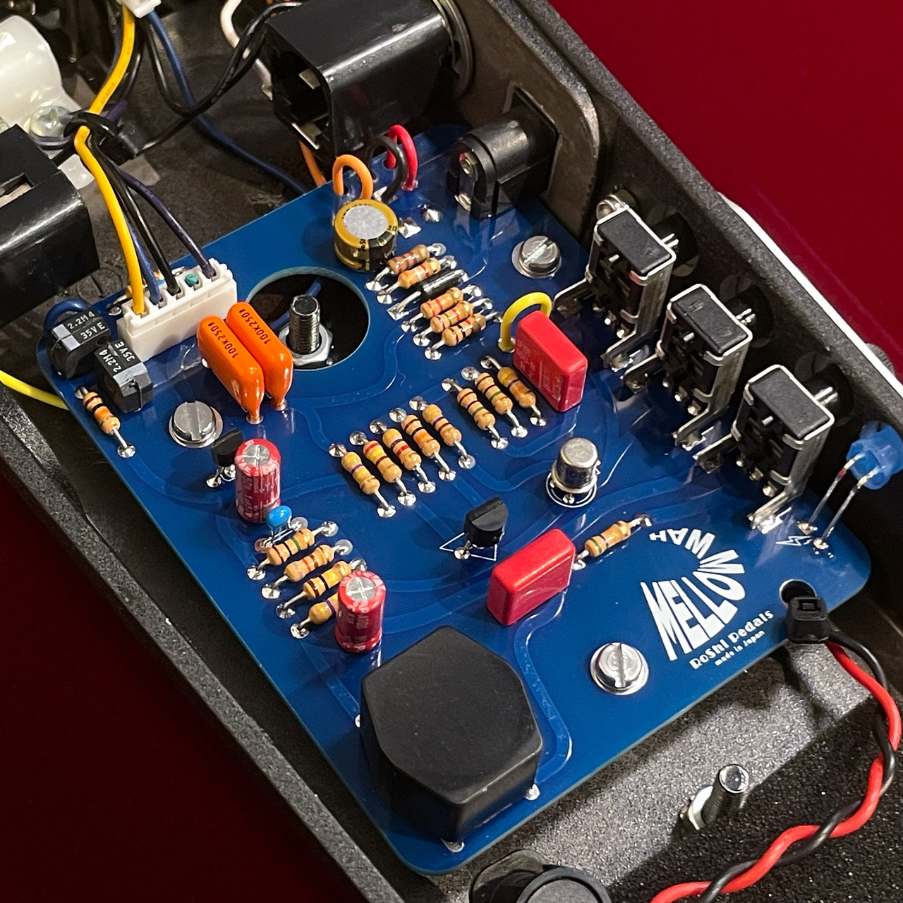 RoShi Pedals MELLOW WAH 【注目の新作ワウペダル】【MELLOW GIRL