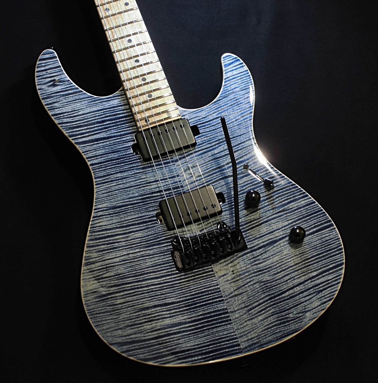 Black Smoker Futura-S HH / 5A Flame Sycamore Top Birds Eye Maple