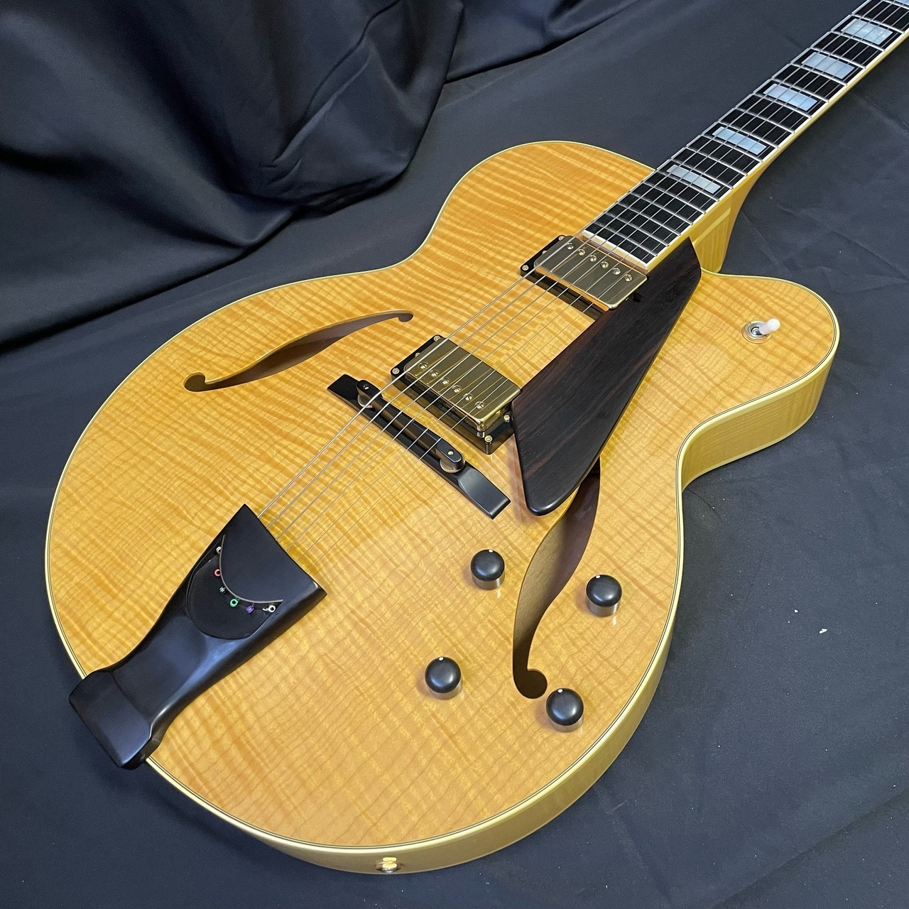 【国産フルアコ】D'Aquisto DQ-JZ-JR Jazz Line 国産フルアコ】D´Aquisto DQ-JZ-JR Jazz Line