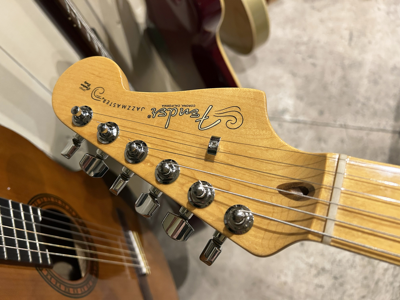 Fender Fender USA American Professional2 Jazzmaster MN MBL Miami