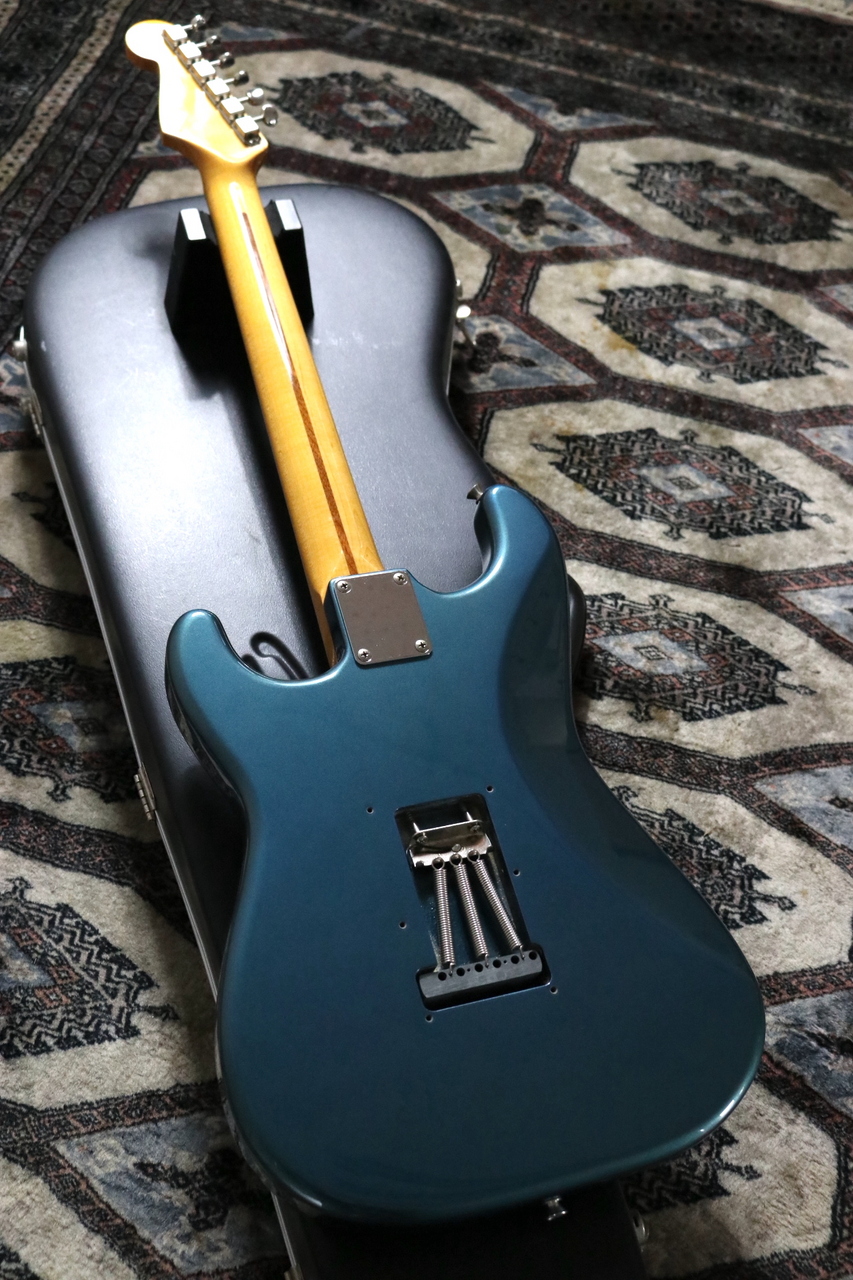 【最終タイムセール】Fender Stratocaster SSH 純正PU付 最終タイムセール】Fender Stratocaster SSH 純正PU付