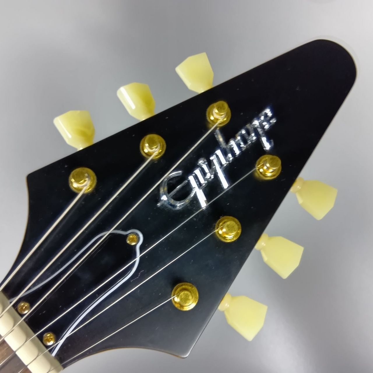 Epiphone Korina Flying V Aged Natural エレキギター【現物画像】（B