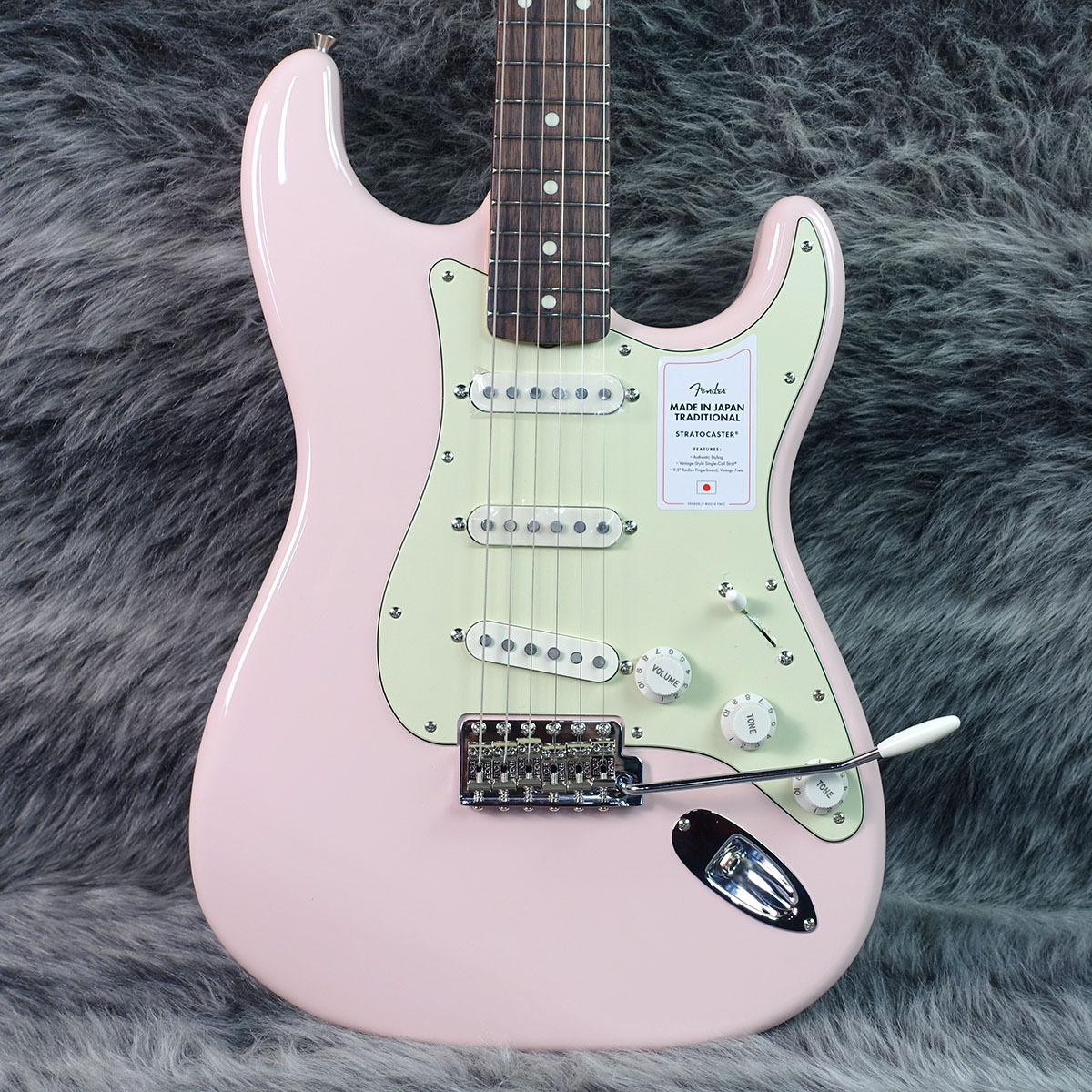 Fender Made in Japan Traditional 60s Stratocaster Shell Pink