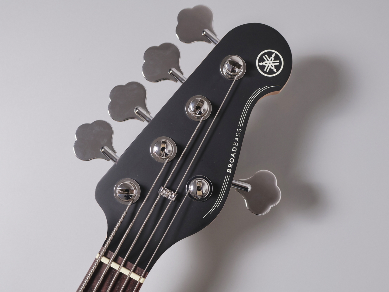YAMAHA BB235 -Vintage White-【4.44kg】【新品特価】（新品特価