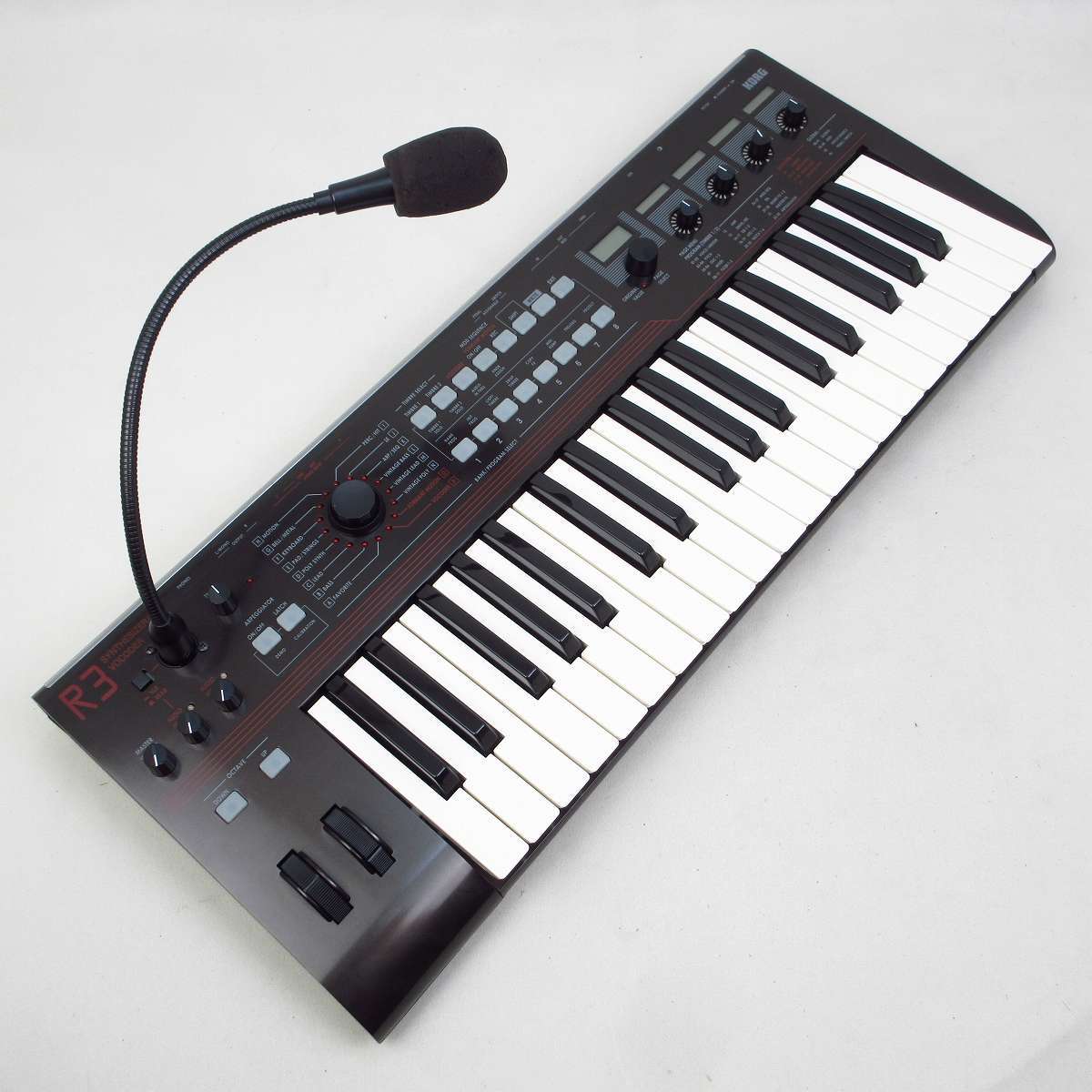 J*k様 コルグ　R3 シンセサイザー　中古 KORG R3 