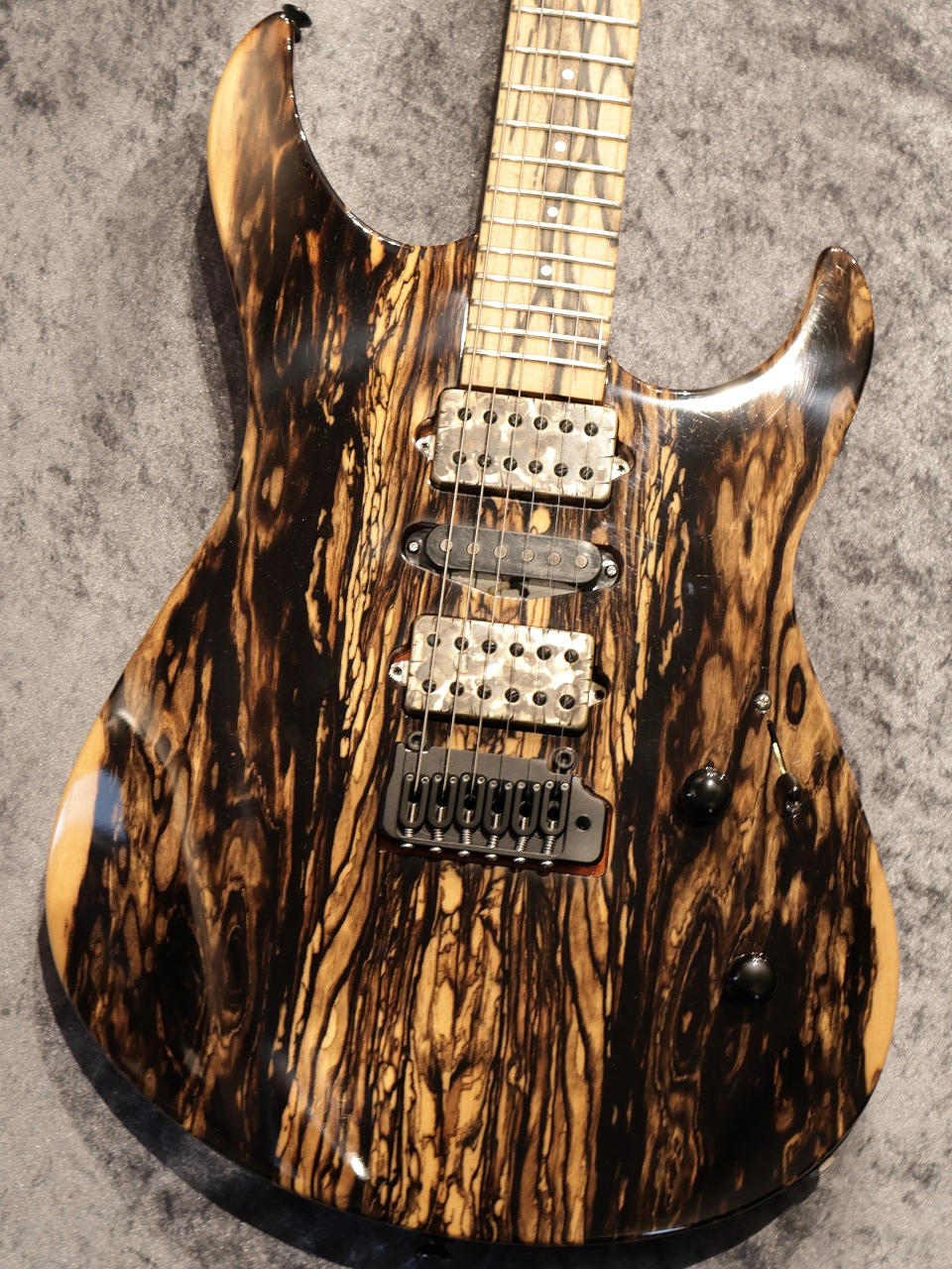Koca Guitars Custom Order Light DC Pale Moon Ebony Top/H.Maho Back 