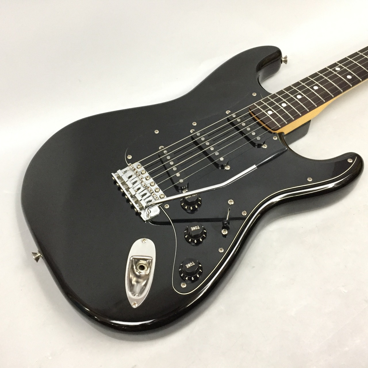 Fender Japan ST72-55(CST-50R) Black Eシリアル 1987年製（中古/送料