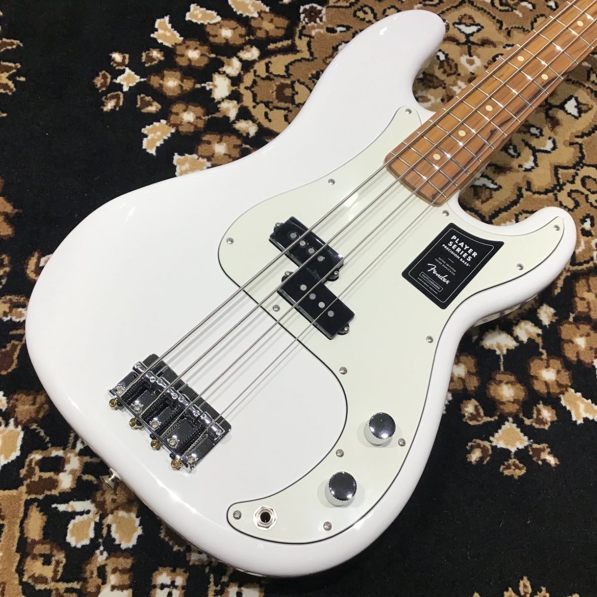 Fender Player Precision Bass, Pau Ferro Fingerboard, Polar White プレシジョンベース  プレベ エレキベース ホ（新品/送料無料）【楽器検索デジマート】