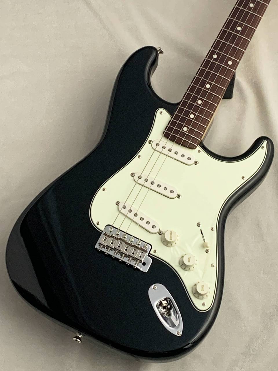 Vanzandt STV-R2 / Black #10180 【3.47kg】（新品）【楽器検索