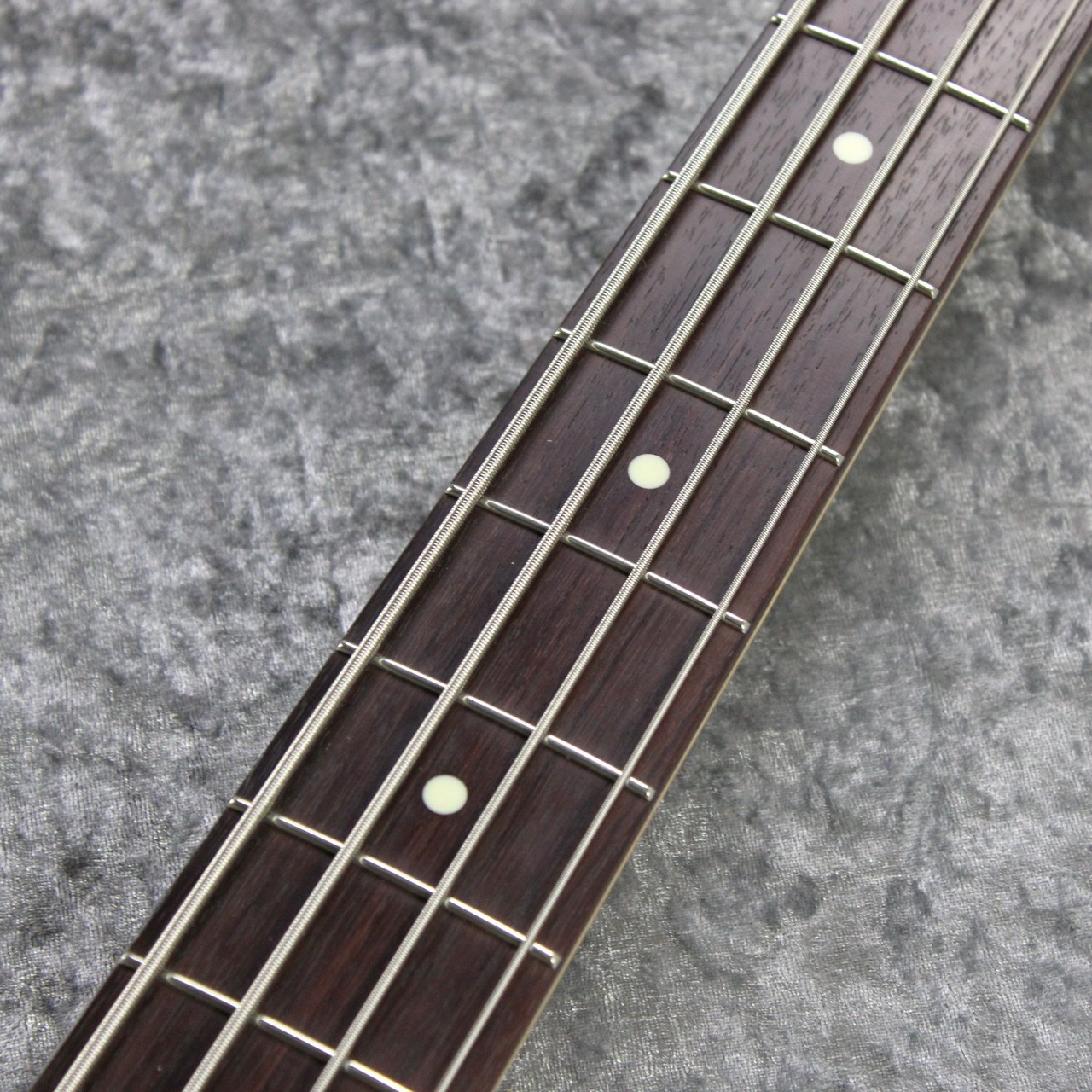 Fender MIJ Traditional 2025 Collection '60s Precision Bass - White