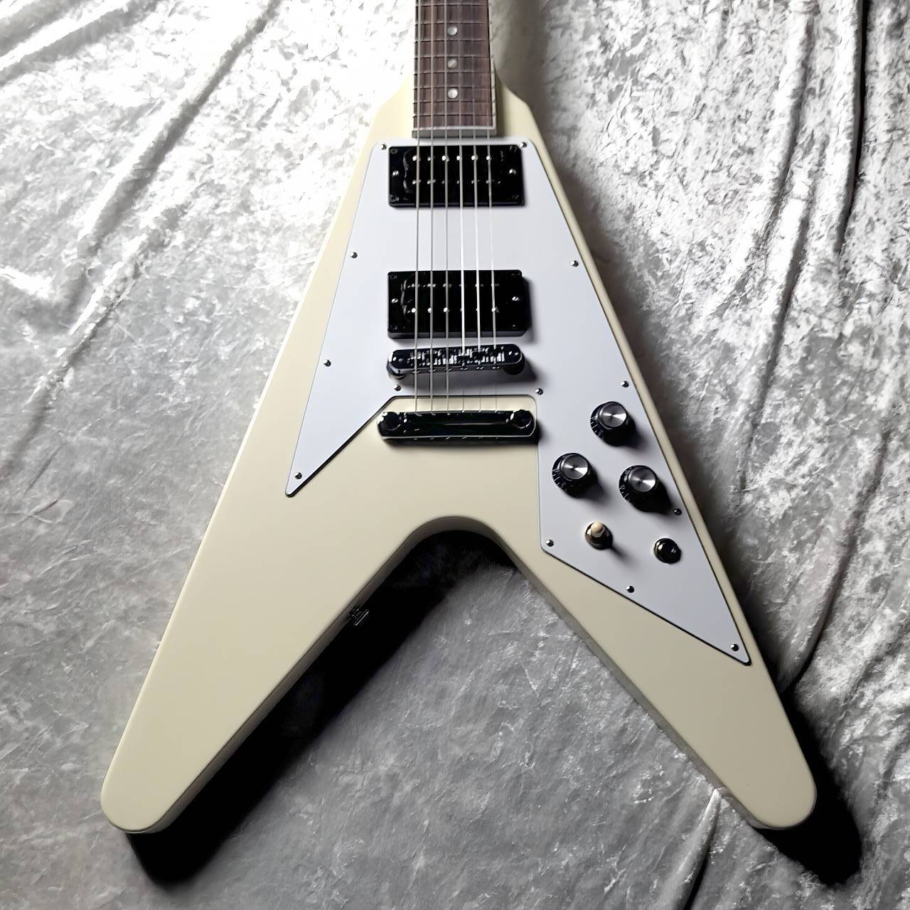 Gibson 70s Flying V Classic White 2026年製 フライング V 【現物画像