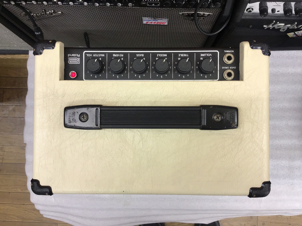 Roland CUBE-40（中古）【楽器検索デジマート】
