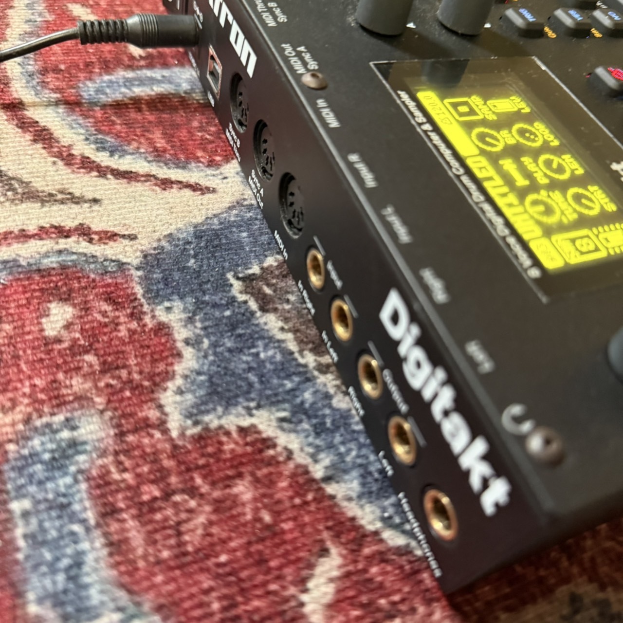 Elektron Digitakt 中古 elektron Digitakt（中古/送料無料）【楽器検索デジマート】